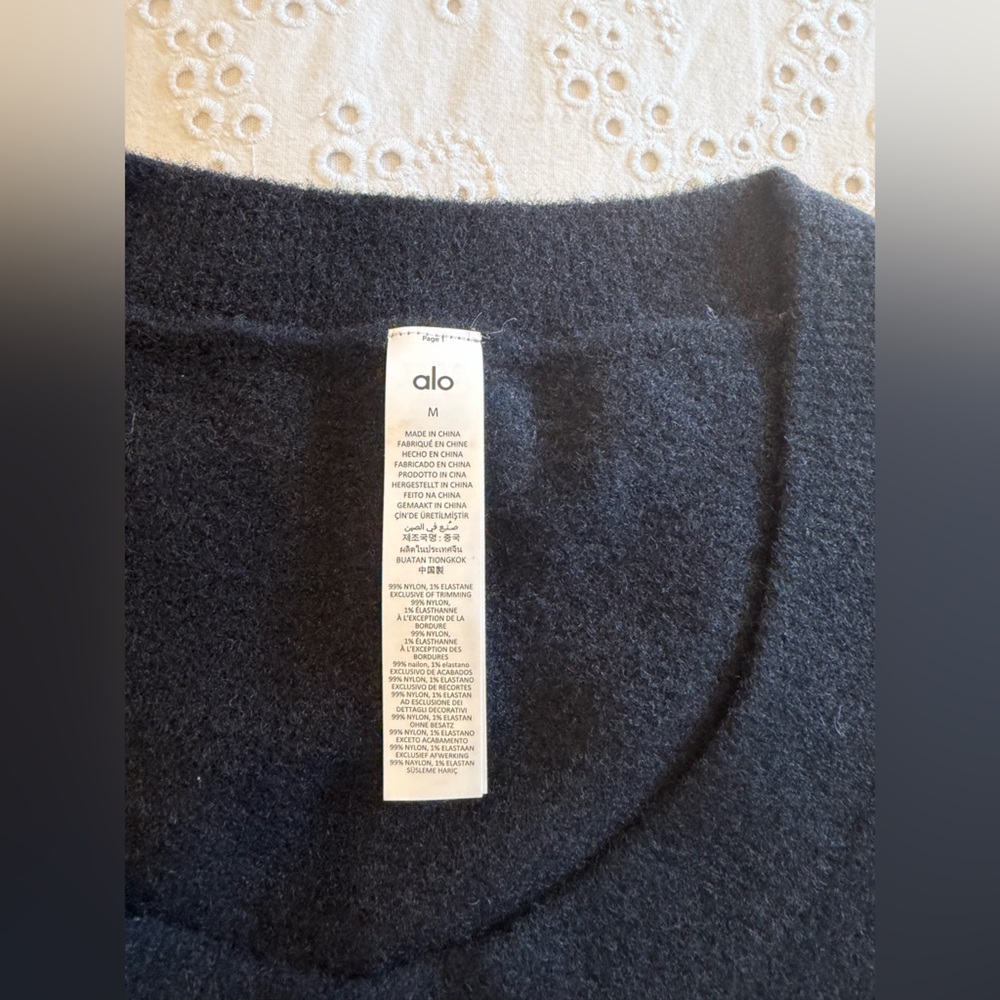 NWT Alo Yoga Snuggle Up Sweater Short Sleeve - Picture 9 of 9